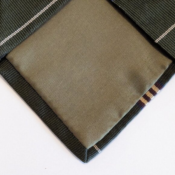 Hugo Boss Khaki Diagonal Striped 100% Silk Tie - Made in Italy - Picture 5 of 8